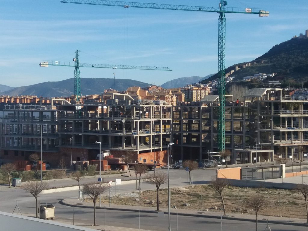 Construcción de edificio en progreso